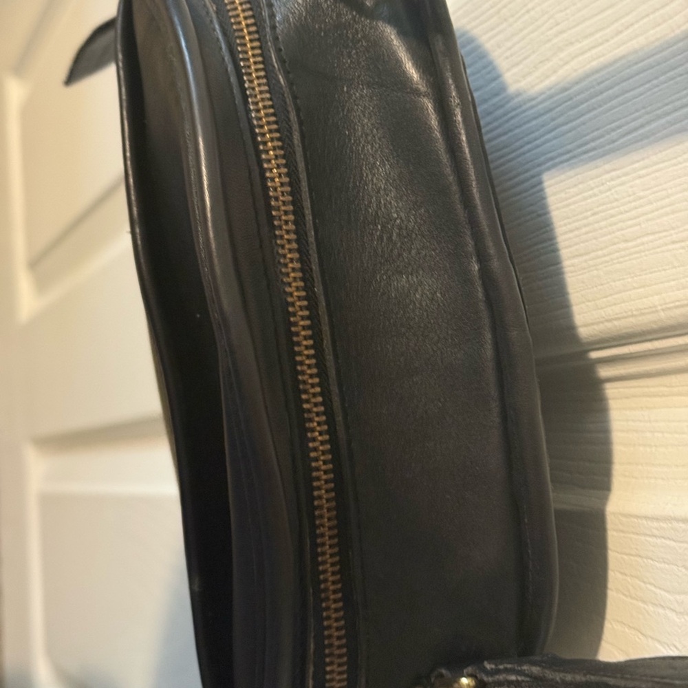 Vintage COACH Chester Canteen Crossbody Bag🖤✔️ - Picture 5 of 12